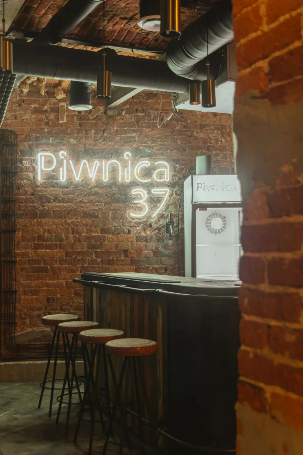 Bar w lokalu Piwnica37